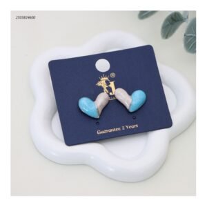 حلق نسائي بتصميم قلب مطلية بالمينا بلونين لون فضي