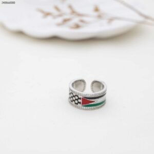 خاتم مع علم فلسطين ونقش كوفية لون فضي