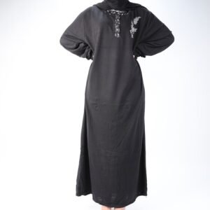دشداشة للنساء بتصميم قبة دائرية لون أسود