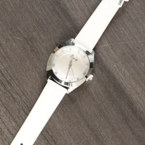 ساعة نسائية دائرية مع حزام جلدي (اللون: ذهبي وفضي)