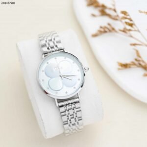 ساعة نسائية دائرية مع حزام جلدي لون فضي