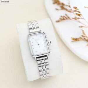 ساعة نسائية دائرية مع حزام معدني لون ذهبي