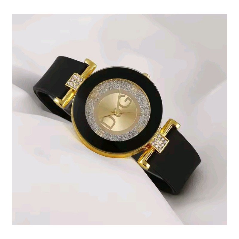 ساعة يد كوارتز دائرية أنيقة للصبايا مع سترس و مصنوعة من حجر الراين - حزام سيليكون - ماركة DQG لون أسود
