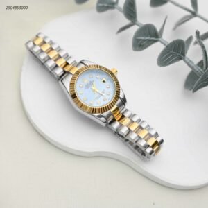 ساعة يد نسائية أنيقة لون ذهبي وفضي