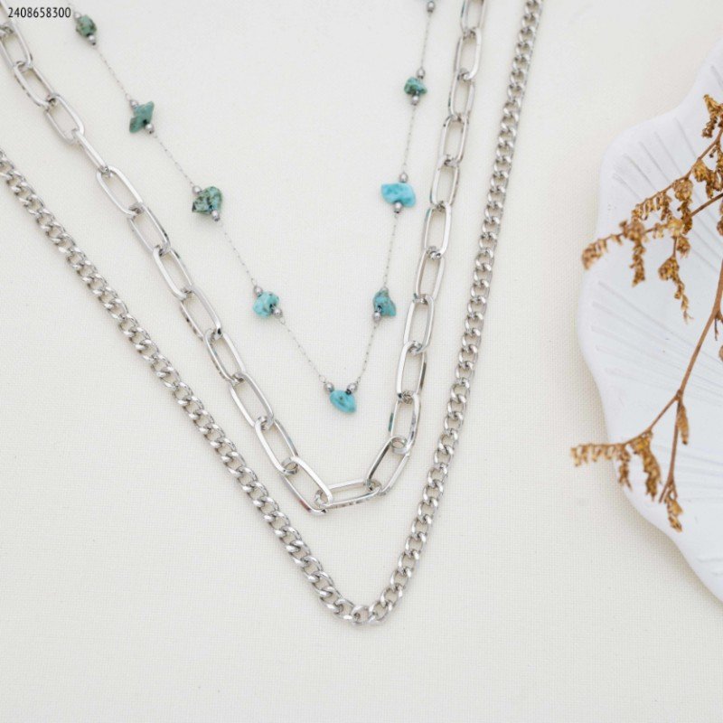 سلسال ثلاثة طبقات جنزير واحجار لون فضي