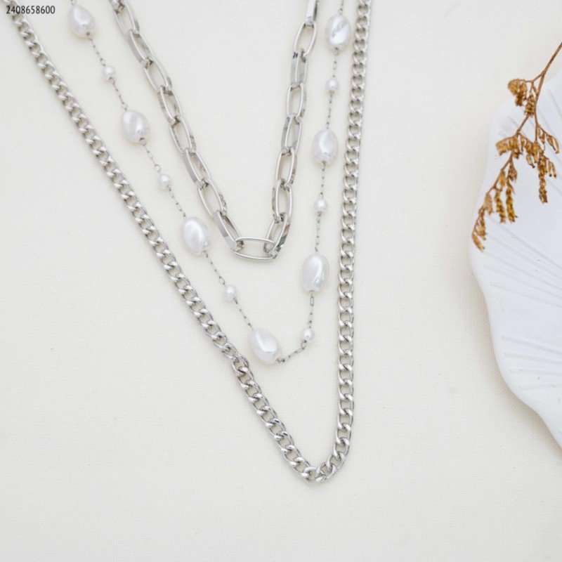 سلسال جنزير ثلاثة طبقات مع لولو لون فضي