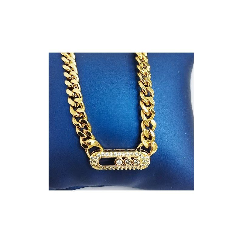 سلسال جنزير مع شكل بيضاوي مع زركون لون ذهبي