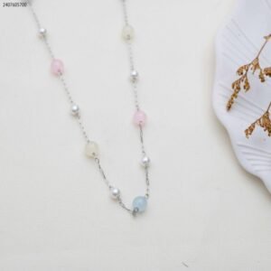 سلسال حبات لولو ملونة لون فضي