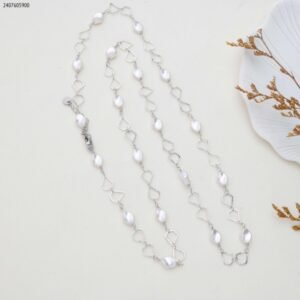 سلسال حبيبات لولو وحلقات شكل دمعة لون فضي