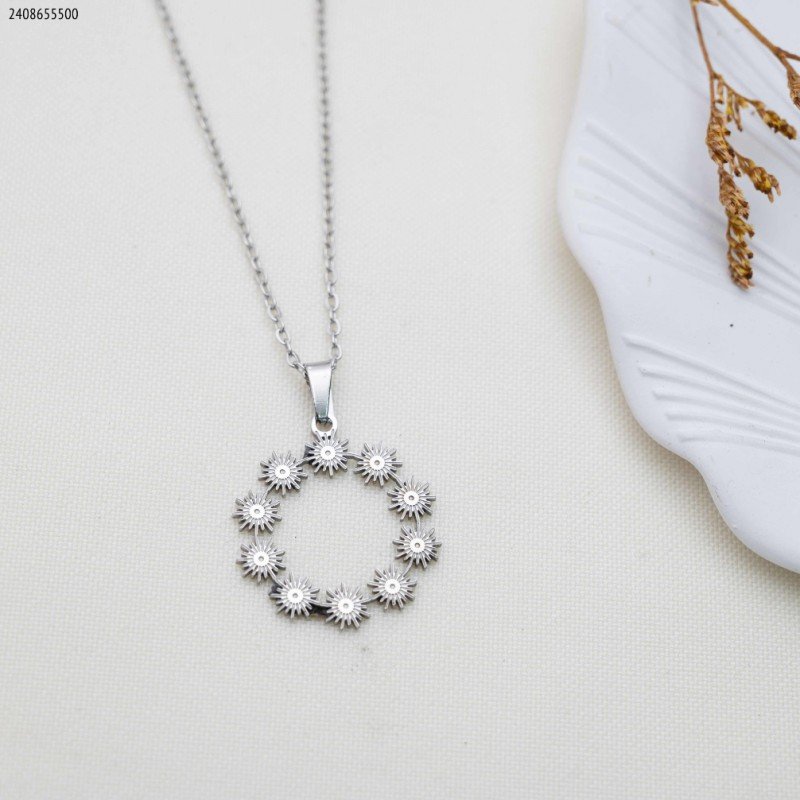 سلسال حلقة من النجوم زركون لون فضي