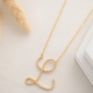 سلسال ذهبي زركون بتصميم حرف L