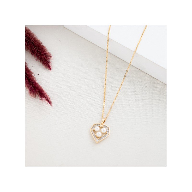 سلسال ذهبي زركون مع لولو بتصميم قلب