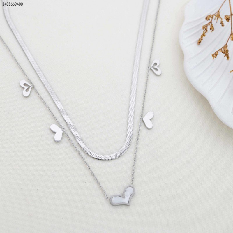 سلسال طبقتين سنيك مع قلوب لون فضي