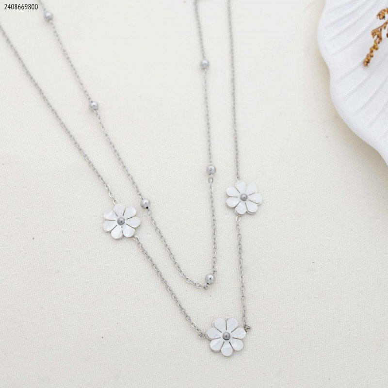 سلسال طبقتين طابات مع 3 وردات لون فضي