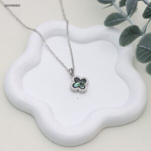 سلسال طبقتين ماركة شكل وردة رباعية لون فضي