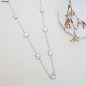 سلسال طويل مع فراشات لون فضي