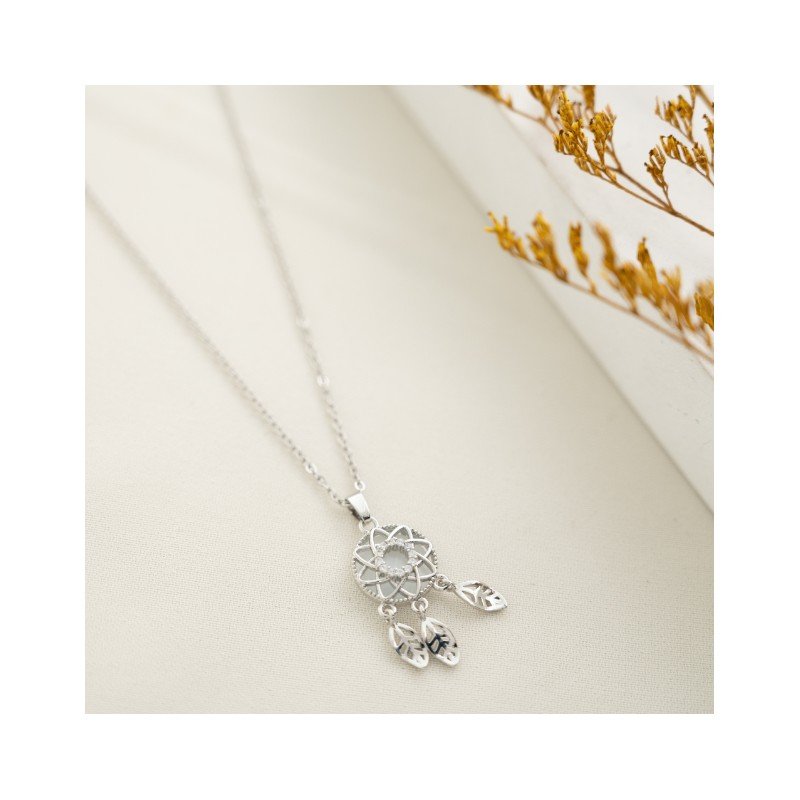 سلسال فضي بتصميم لاقطة الأحلام