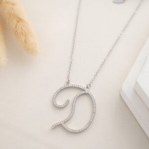 سلسال فضي زركون بتصميم حرف D