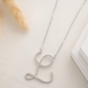 سلسال فضي زركون بتصميم حرف L