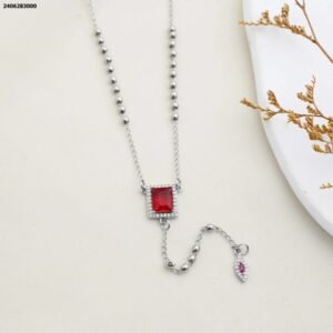 سلسال فضي زركون مربع أحمر مع دمعة كفالة سنتين ضد تغير اللون