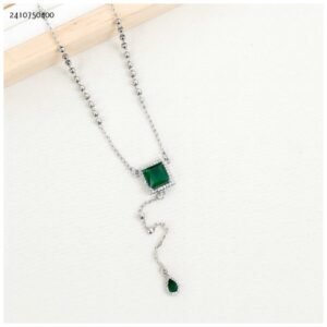سلسال فضي زركون مربع أخضر مع دمعة كفالة سنتين ضد تغير اللون