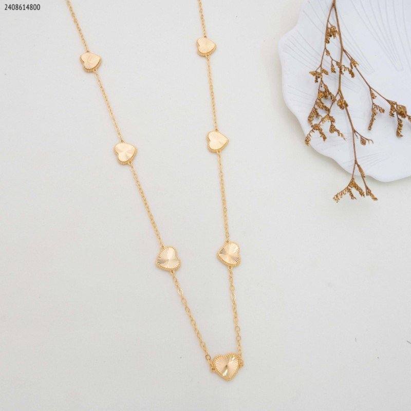 سلسال قلوب خمس تعليقات لون ذهبي