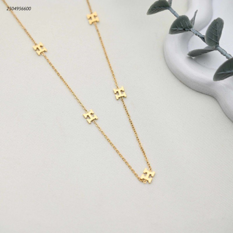 سلسال ماركة طويل على طول السلسلة حرف H لون ذهبي