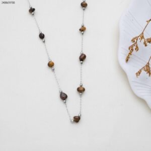سلسال مع خرز بني لون فضي