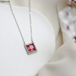 سلسال مع زركون مربع (اللون: فضي وفوشي) كفالة سنتين ضد تغير اللون