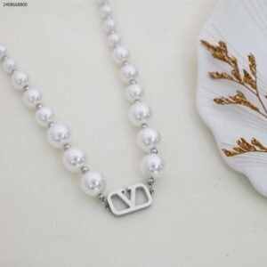 سلسال مع لولو لون فضي