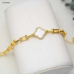 سوار بسلسلة وتصميم زهرة البرسيم مرصعة بالزركون لون ذهبي و ابيض