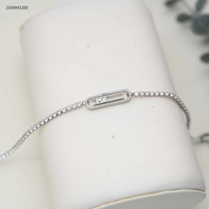 سوار تنس لون فضي