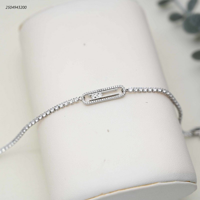 سوار تنس لون فضي