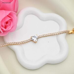 سوار تنس مع زركون قلب بالمنتصف لون ذهبي