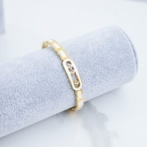 سوار ذهبي بتصميم مستطيل لون أبيض