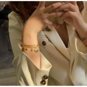 سوار ذهبي طبقتين بتصميم جنزير وقلوب