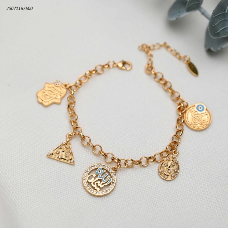 سوار سلسلة مع تعليقات بنقش عربي لون ذهبي