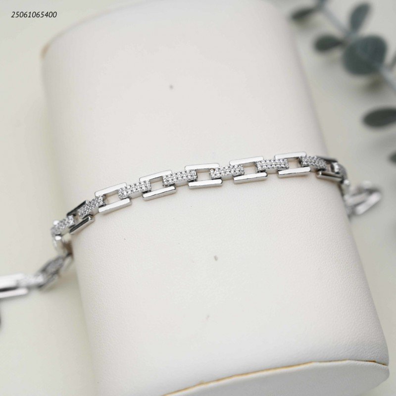 سوار سلسلة مع زركون لون فضي