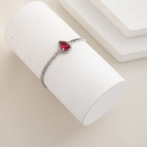 سوار فضي بتصميم دمعة لون زهري