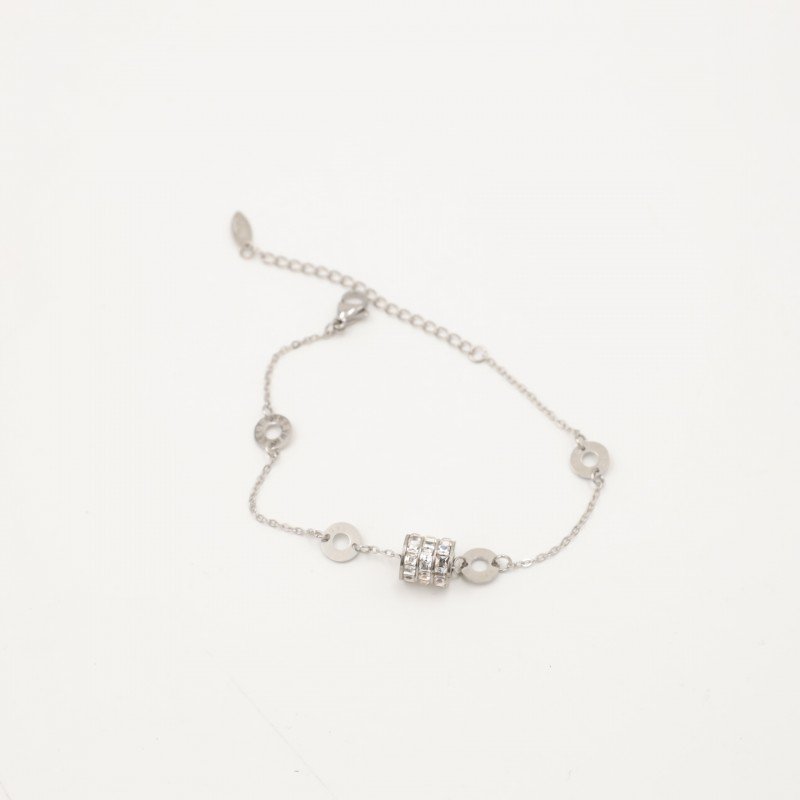 سوار مع زركون لون فضي