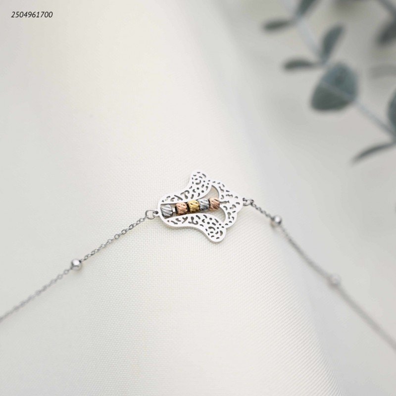 سوار مع كف مزخرف لون فضي