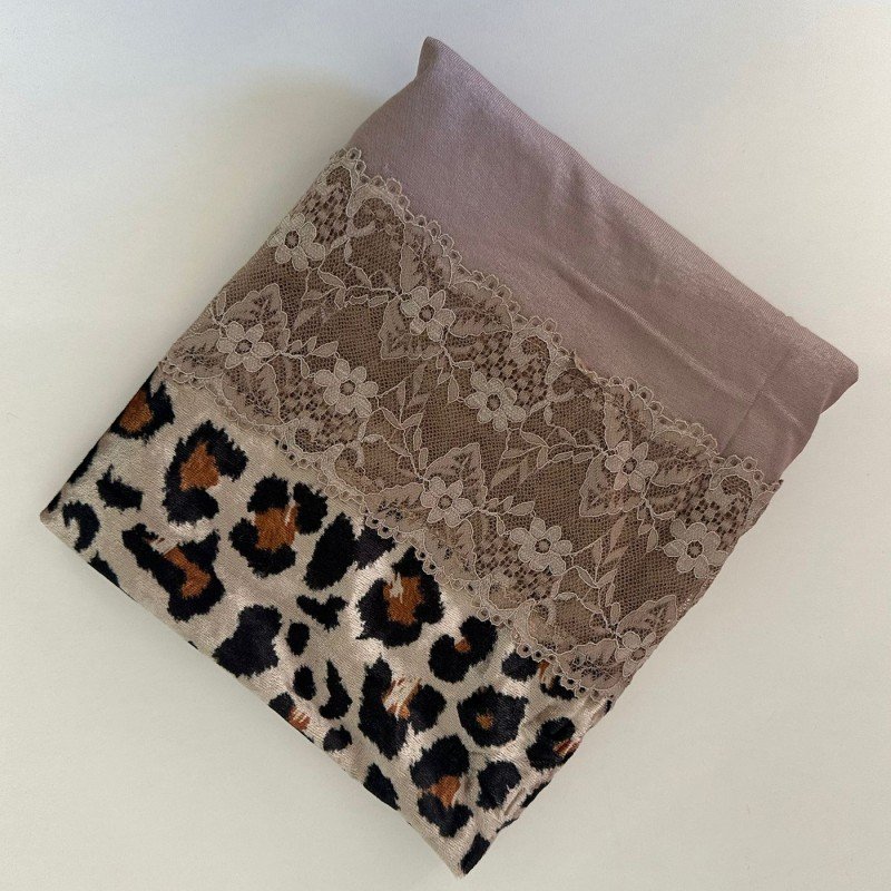 شال نسائي دانتيل وقماش مقاس 185×68 سم