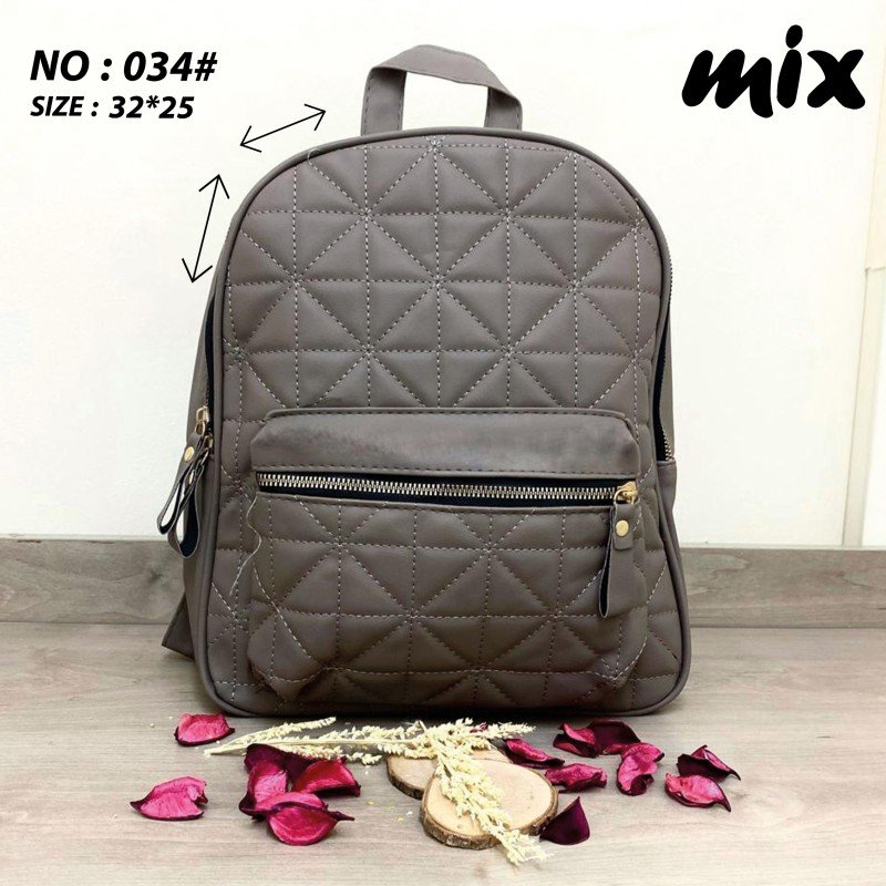 شنطة ظهر جلد للنساء