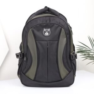 شنطة مدرسية لون أسود وزيتي 46*36*21 سم