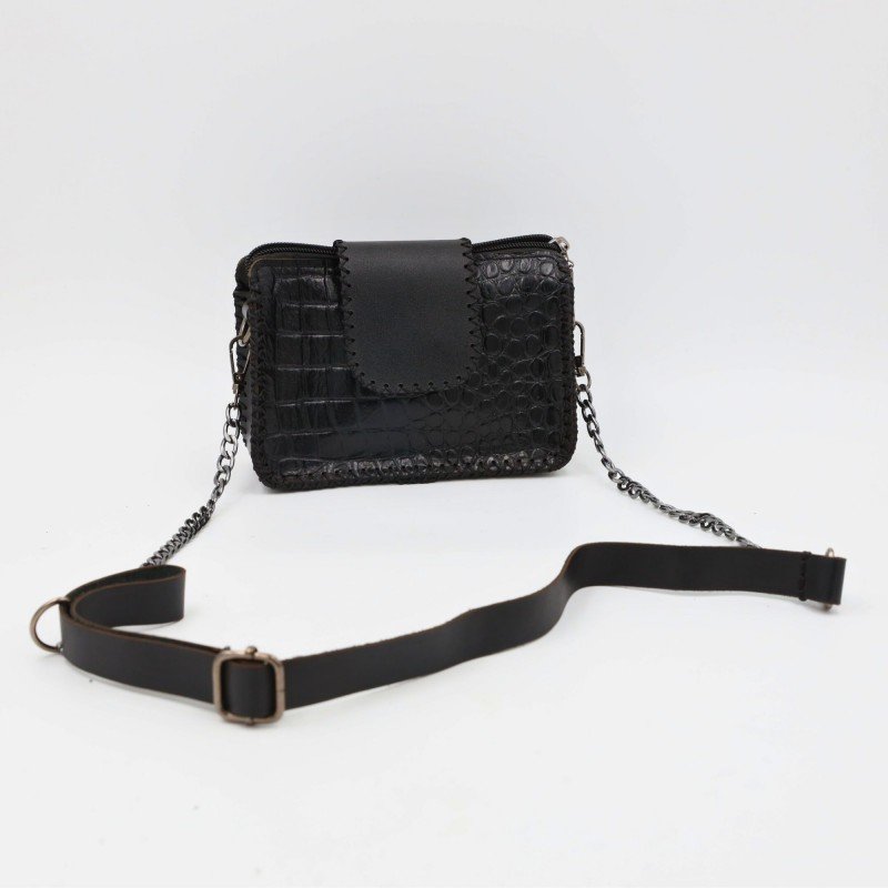 شنطة نسائية صغيرة لون اسود