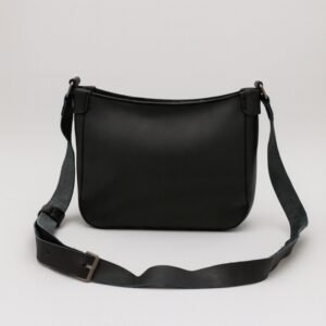 شنطة نسائية لون اسود