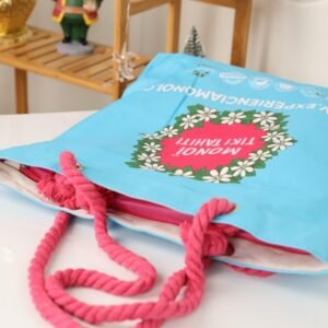 شنطة يد قماش للرحلات لون ازرق وفوشي