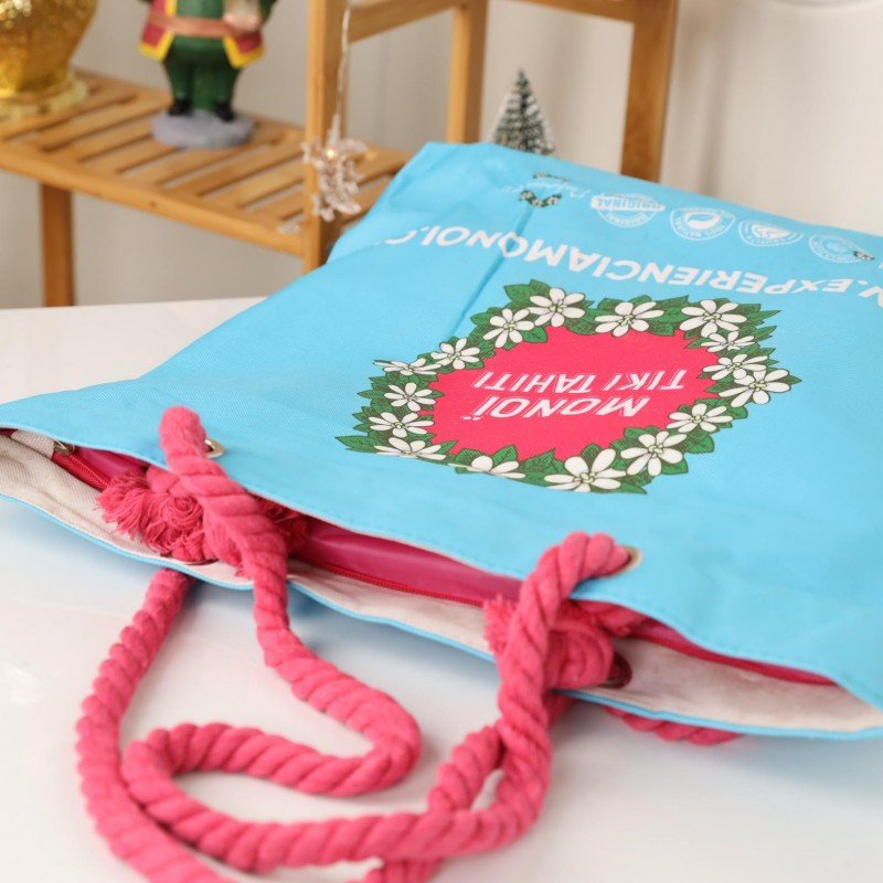 شنطة يد قماش للرحلات لون ازرق وفوشي