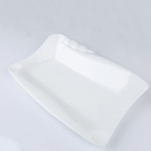 صحن بورسلان بتصميم شبه مستطيل حجم 37×27 سم لون أبيض