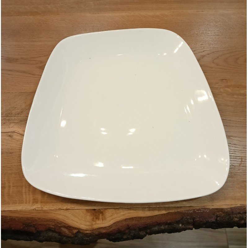 صحن بورسلان حجم كبير لون أبيض